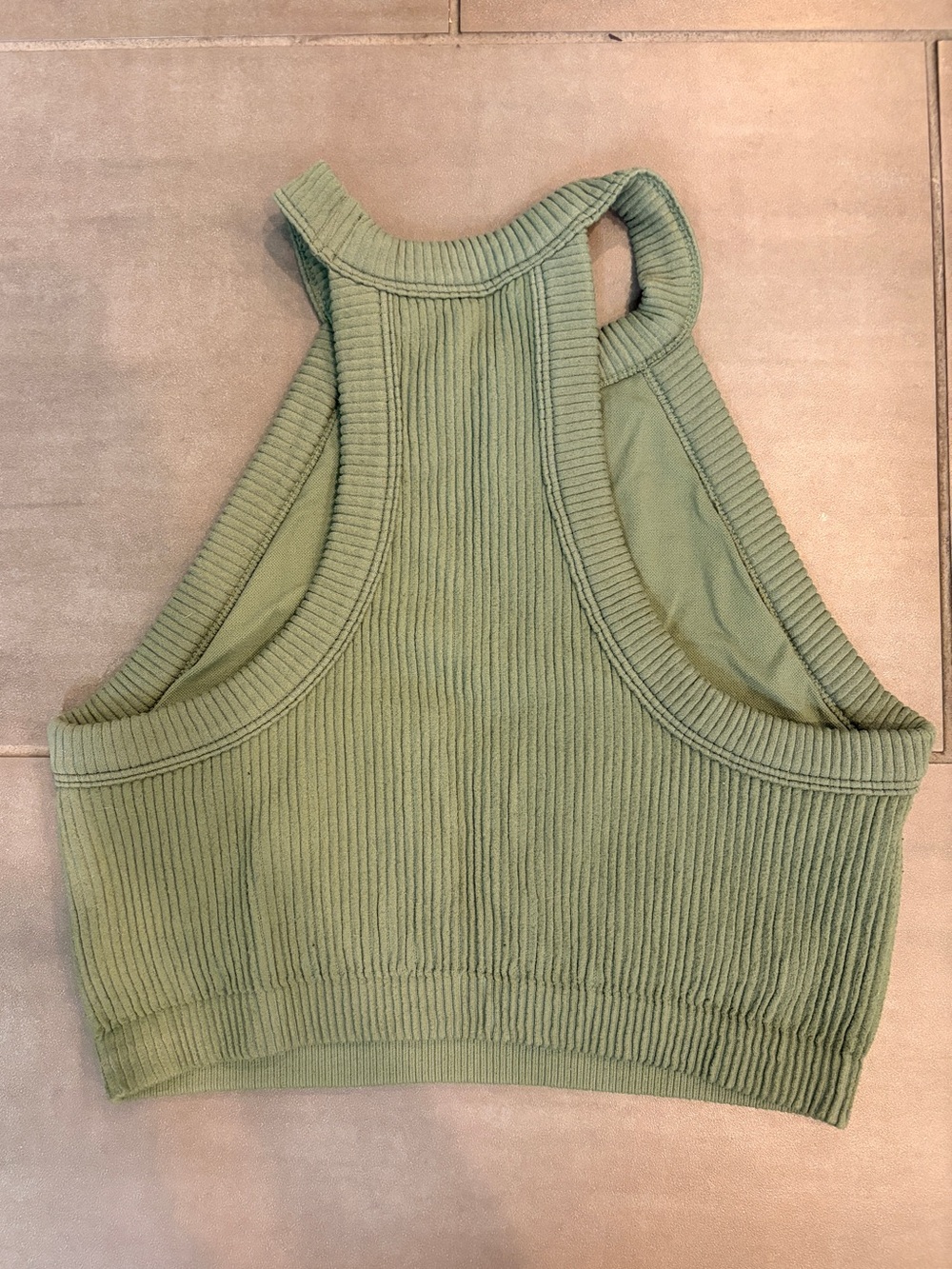 3-Pack Crop Top Workout Tops — Sage Green, Black, Dusty Green - Picture 3 of 7
